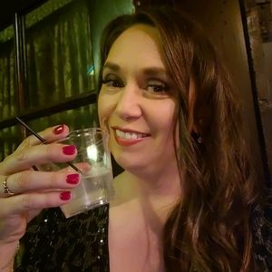 Meet your Posher, Sharla